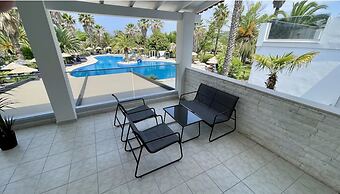 PALMA VILLAGE HOTEL by Greek Pride