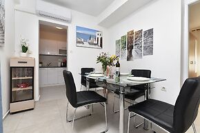 Welcoming Apartment With Garden