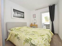 Tranquil and Bright Apartment With Loggia