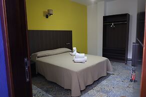 Hospedium DLJ Hostal La Paz Marmolejo