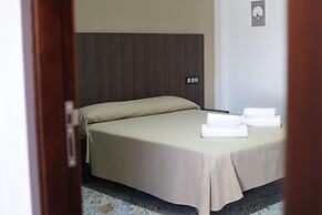 Hospedium DLJ Hostal La Paz Marmolejo