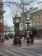 Silverstone Downtown Long-Term stay