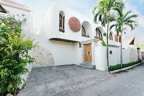 Luxury Noah Villa