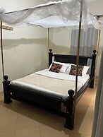 Rafiki Safari Lodge Bwindi