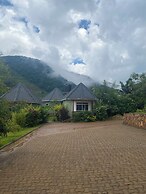 Rafiki Safari Lodge Bwindi