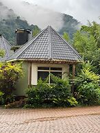 Rafiki Safari Lodge Bwindi