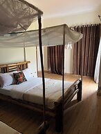 Rafiki Safari Lodge Bwindi