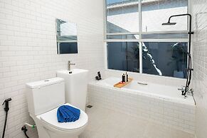 Best Time Pool Suites, Phuket