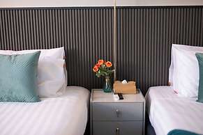 Best Time Pool Suites, Phuket