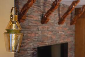Aarya Hotel and Spa - Eternal Heritage