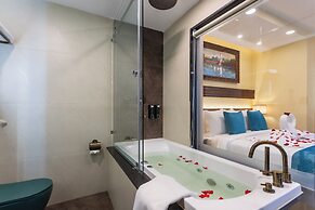 Aarya Hotel and Spa - Eternal Heritage