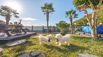 Geoje Yeoul Pet-friendly Pension