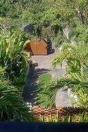 TWINSEAS VILLA
