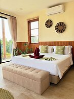 TWINSEAS VILLA