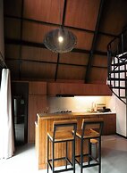 TWINSEAS VILLA