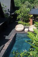 TWINSEAS VILLA