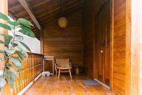 TWINSEAS VILLA
