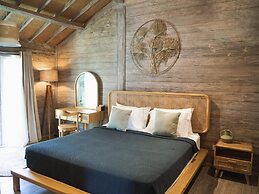 TWINSEAS VILLA