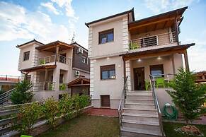 Amalia Lux Villas