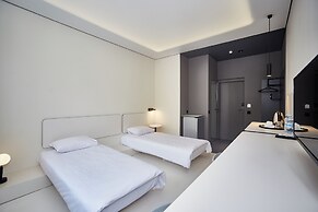 Ultramarinn Hotel