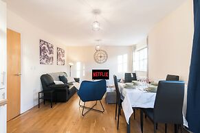 Apt - Sleeps 6 - Pets Ok - Parking