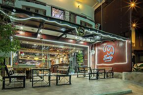 Lucky City Hotel