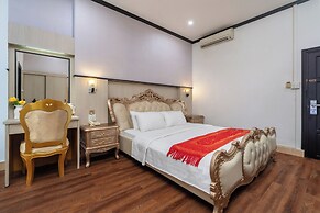 Lucky City Hotel