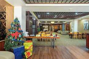 Lucky City Hotel