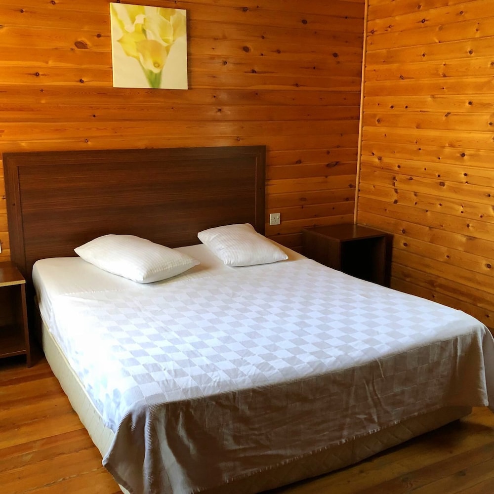 ZAMBAK Holiday Village