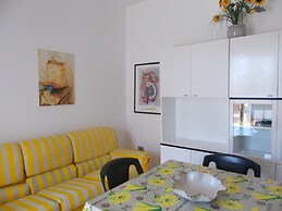 Comfortable Apartment Near the Beach