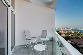 Globalstay Luxury Azizi Mina Beachfront
