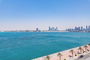 Globalstay Luxury Azizi Mina Beachfront