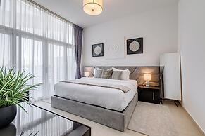 Globalstay Luxury Azizi Mina Beachfront