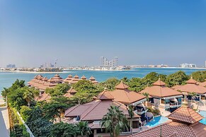 Globalstay Luxury Azizi Mina Beachfront
