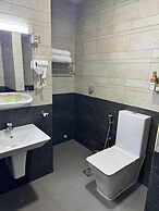 Claridge Star Hotel