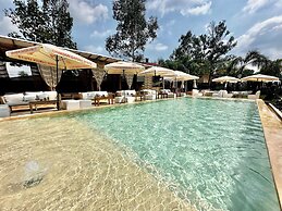 Taanah Hotel & Glamping