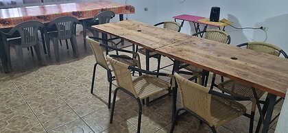 Hostal checar
