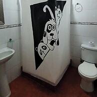 Hostal checar