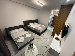 ARA Luxury Suites