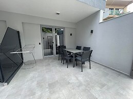 ARA Luxury Suites