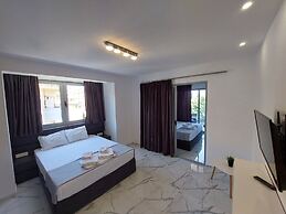 ARA Luxury Suites