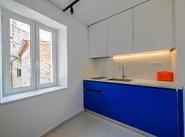 Smart and Cozy Downtown Rovinj Nooks