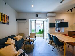 Smart and Cozy Downtown Rovinj Nooks