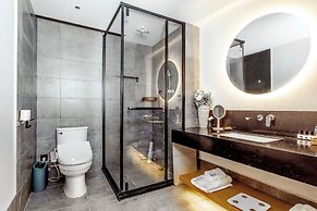 Sanchunli Meng Resort Hotel