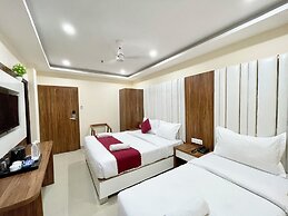 Hotel SRK - near Temple