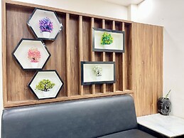 Hotel SRK - near Temple
