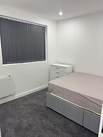 Luton Town 1 Bed Flat - Sleeps 2 Wifi