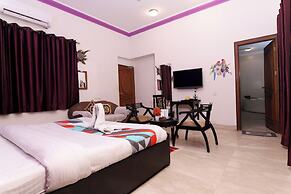 Hotel Ashray Noida