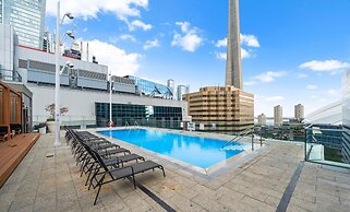 Comfy Suites Rogers Centre Free Parking