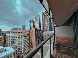Comfy Suites Rogers Centre Free Parking